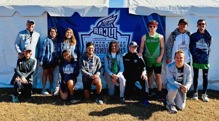 Pictured (from left): Luke Morrow, Eddie Cobb, Leo Sticinski, Tim Hammack, Brayden Fosty, Lucas Price, Sebastian Sanchez, Hannah Lensico, Jamie Cornejo-Ordorica, Sasha Antonio, and Head Coaches Leo Sticinski and Virginia Sticinski..